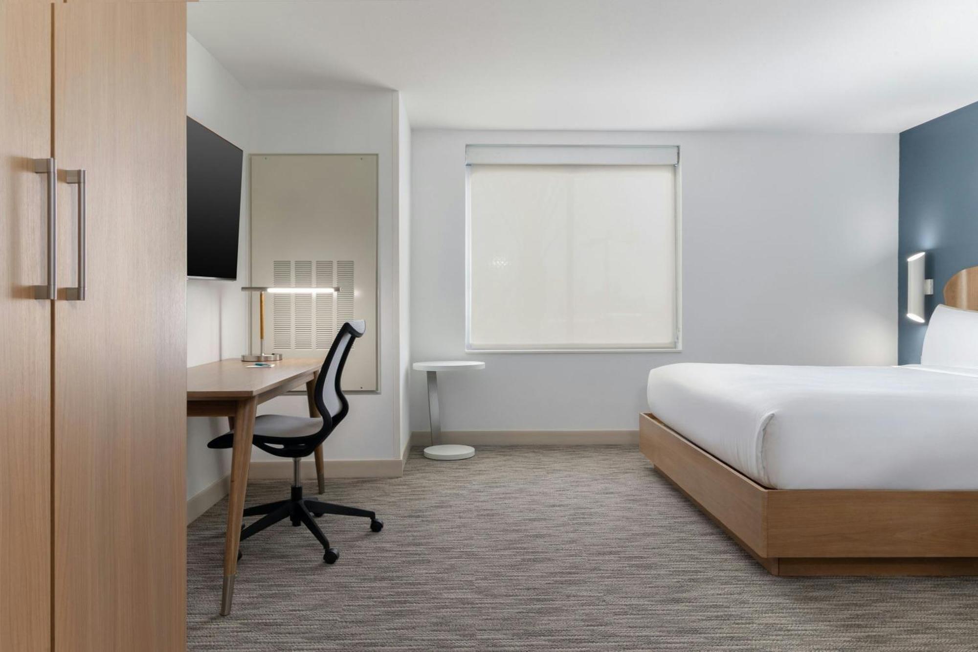 Element Vegas Airport Hotel