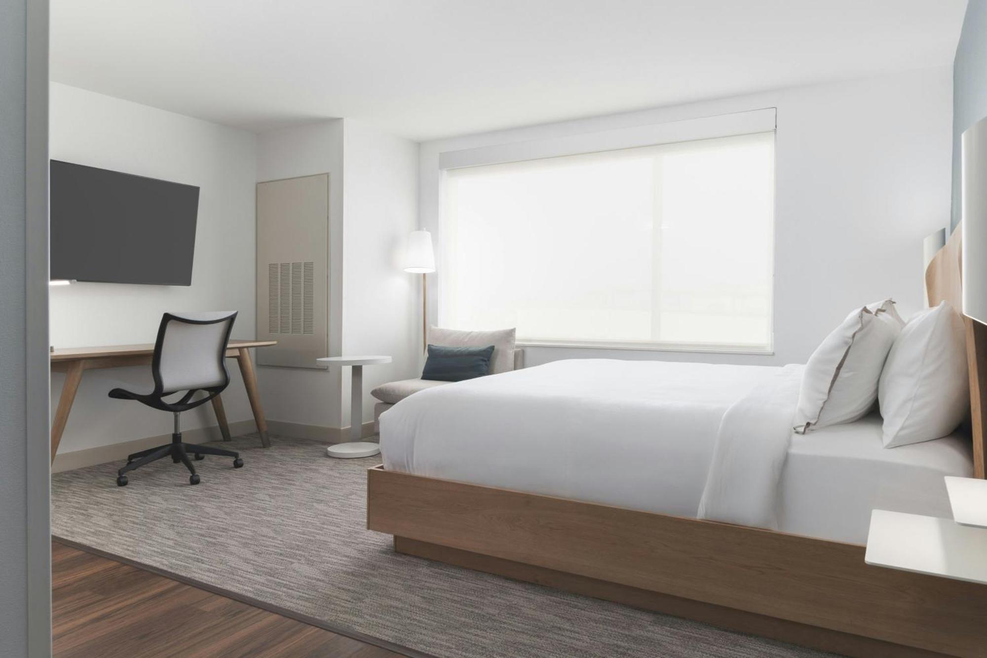 Hotel Element Vegas Airport